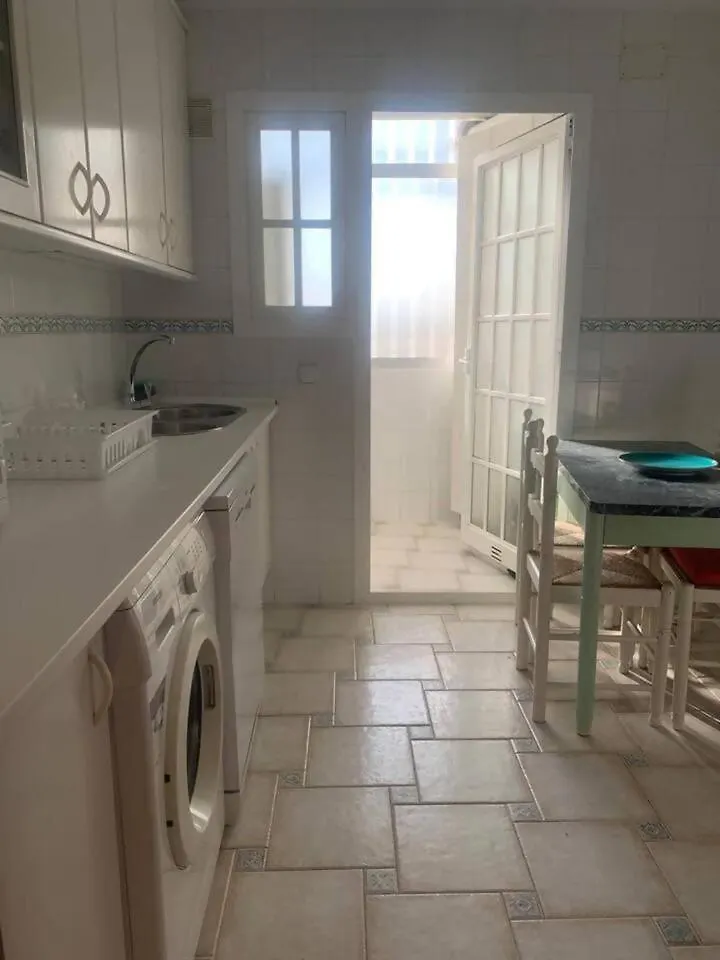 Apartament Economico Familias Piscina Malaga 0*,